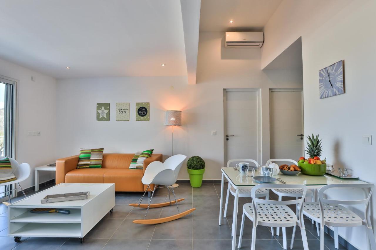 The Rock Apartment Cul de Sac Exterior photo